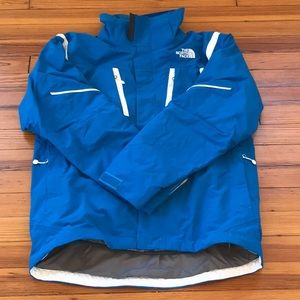 Men’s North Face ski jacket.